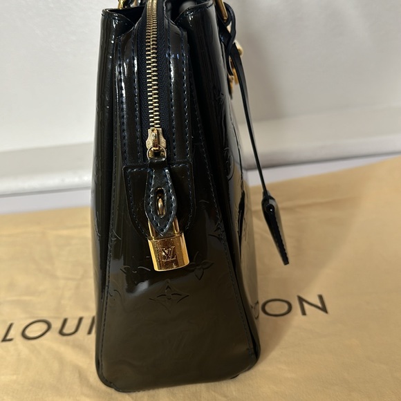 LV32 Louis Vuitton vernis melrose bag - Picture 3 of 15